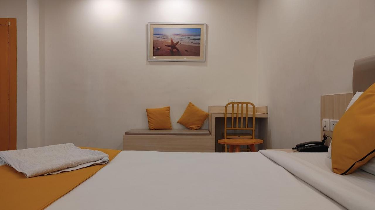 The Yellow Hotels By Festin Puri Exterior foto